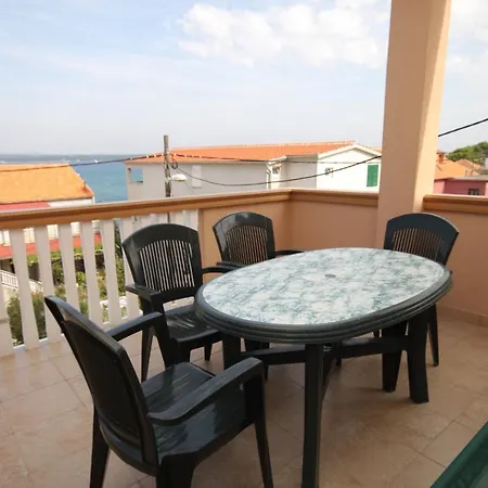 By The Sea Tkon, Pasman - 8455 Apartment *