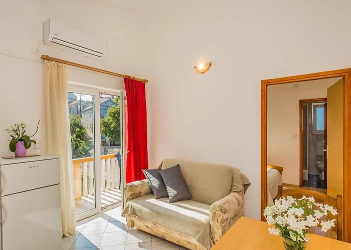 By The Sea Tkon, Pasman - 8455 * Tkon